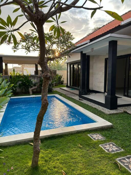 Canting Near Sanur (Bali)